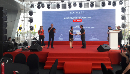 SÂN KHẤU VÀ BACKDROP